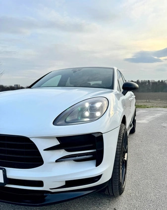 Porsche Macan cena 199900 przebieg: 31550, rok produkcji 2020 z Kraków małe 232